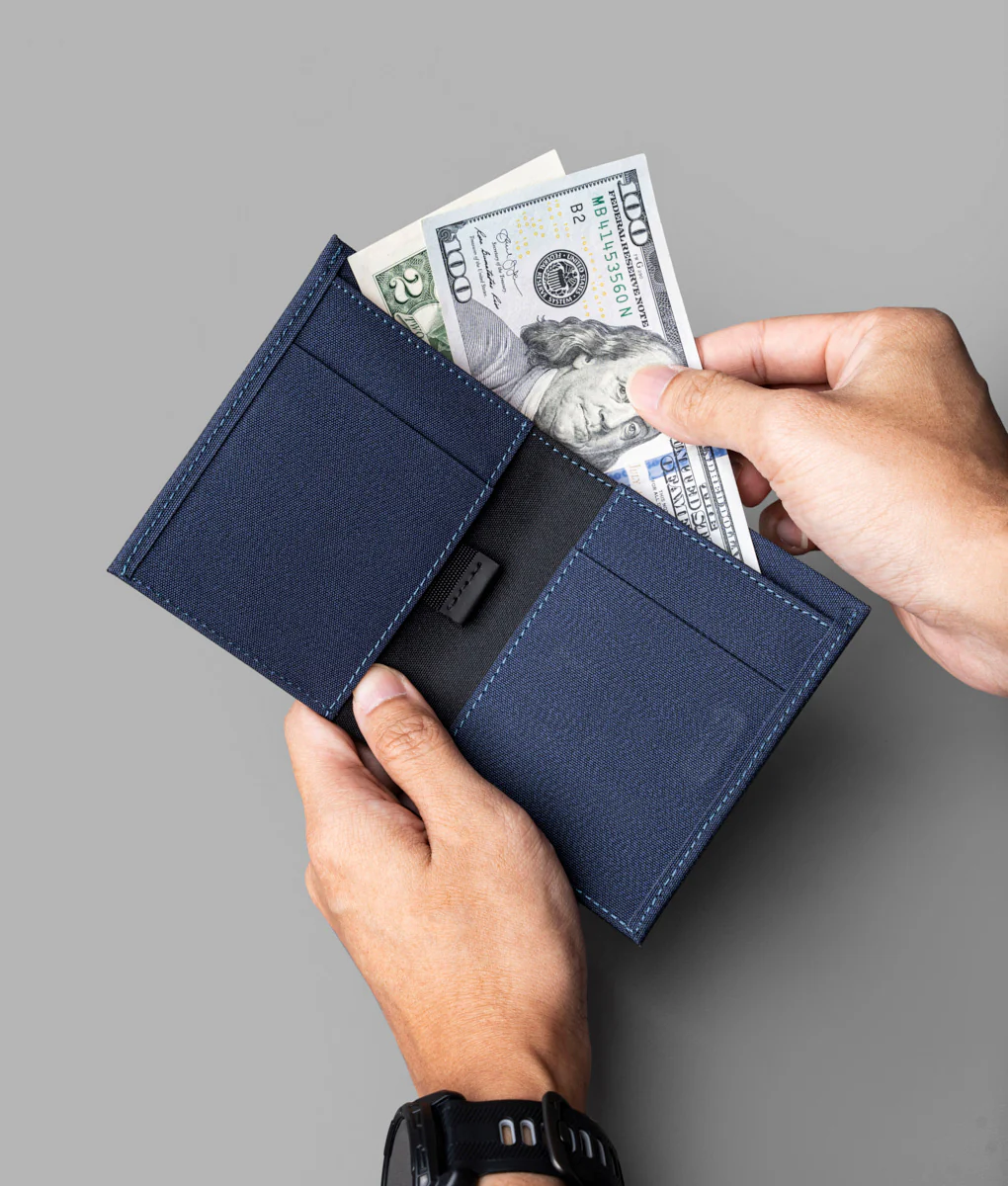 ARK Bifold Cash Wallet - Image 21