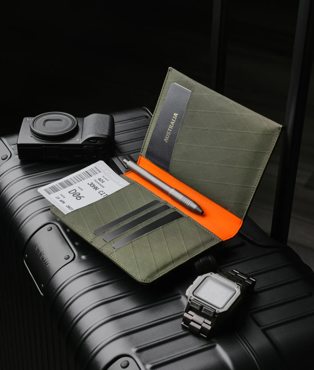 ARK Bifold Passport Wallet - Image 6