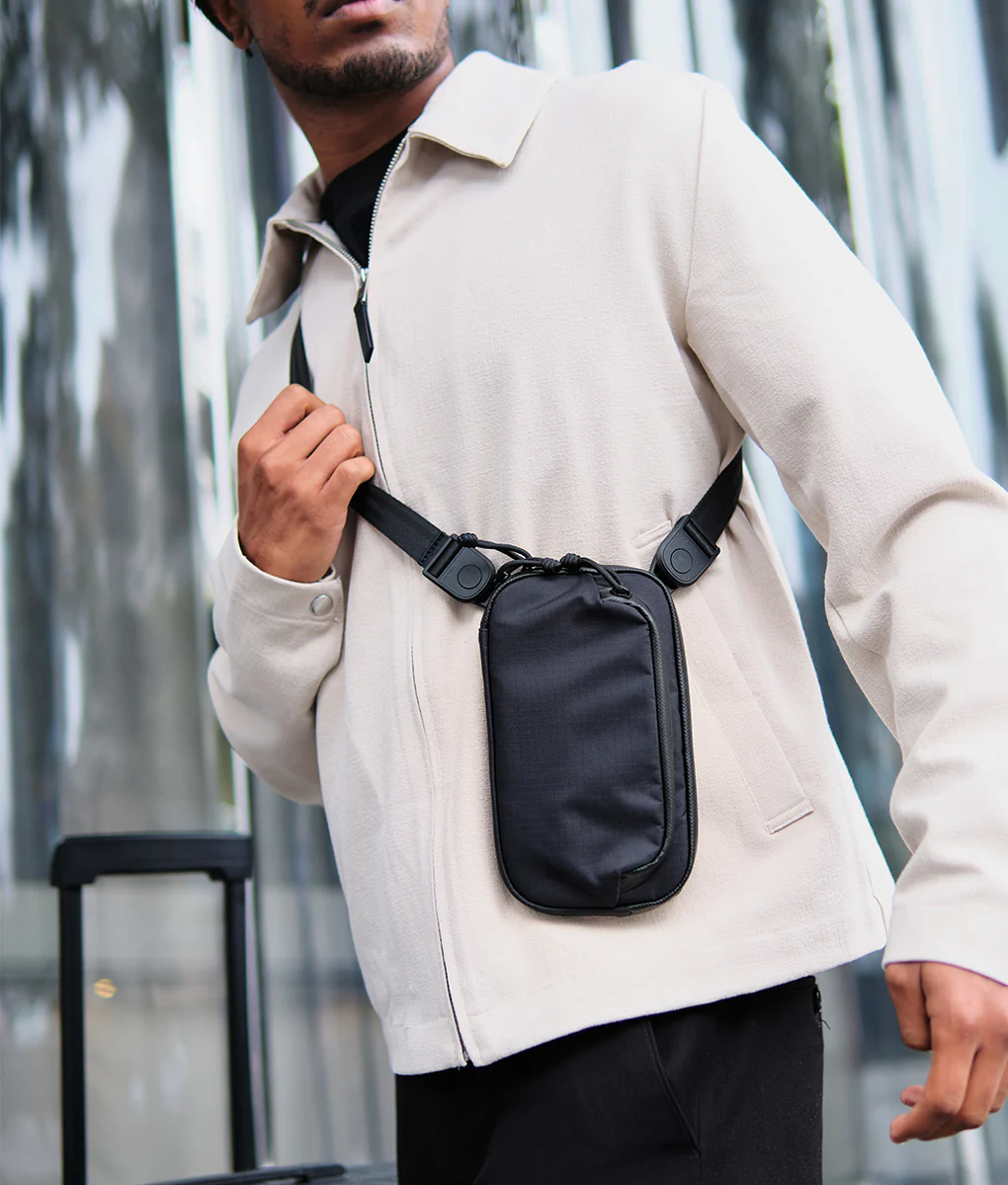 Bravo Passport Pouch - Image 18