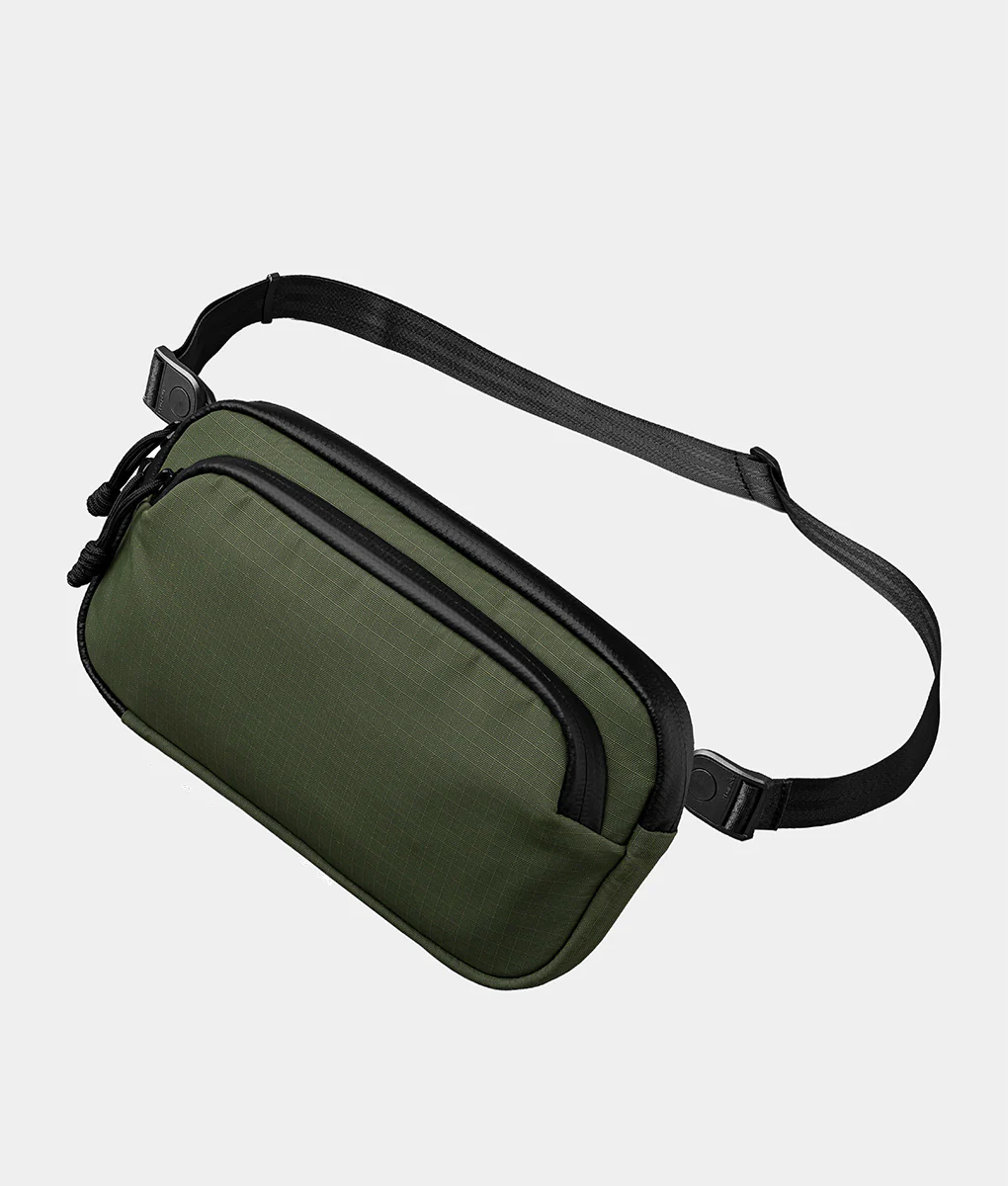 Bravo Passport Pouch - Image 19
