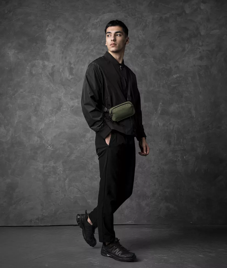Bravo Passport Pouch - Image 20