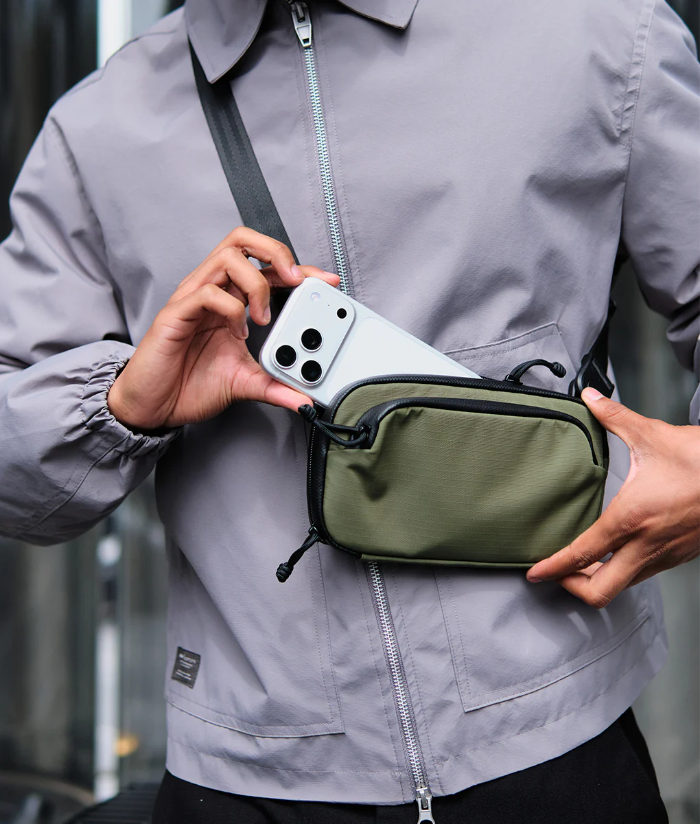 Bravo Passport Pouch - Image 34