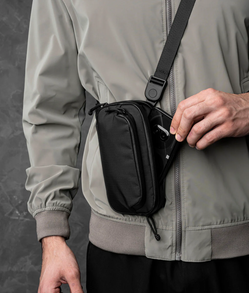 Bravo Passport Pouch - Image 6