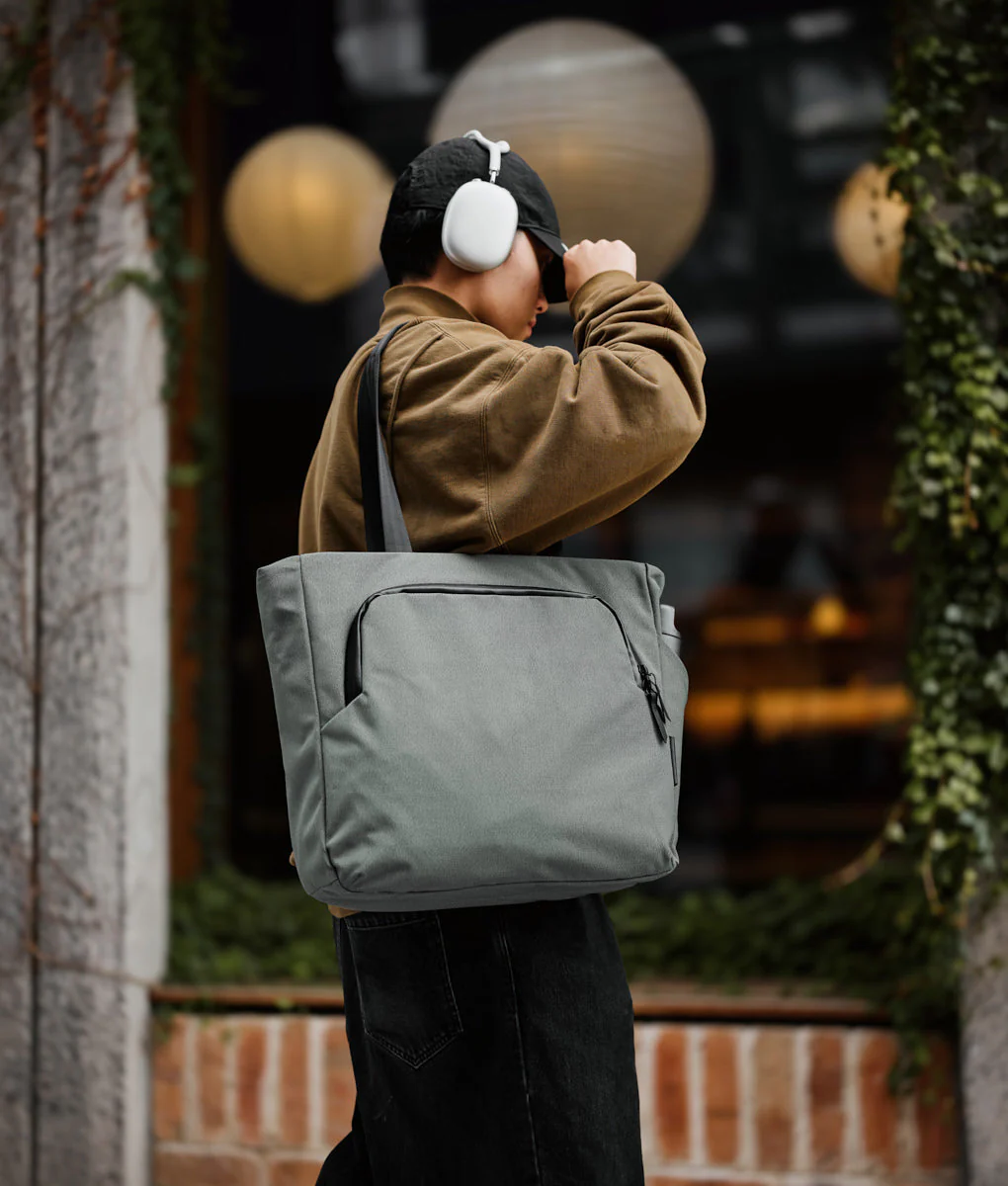 Bravo Tote V1 - Image 18