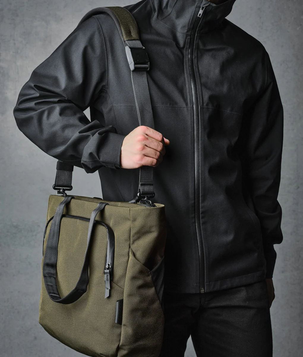 Bravo Tote V1 - Image 29