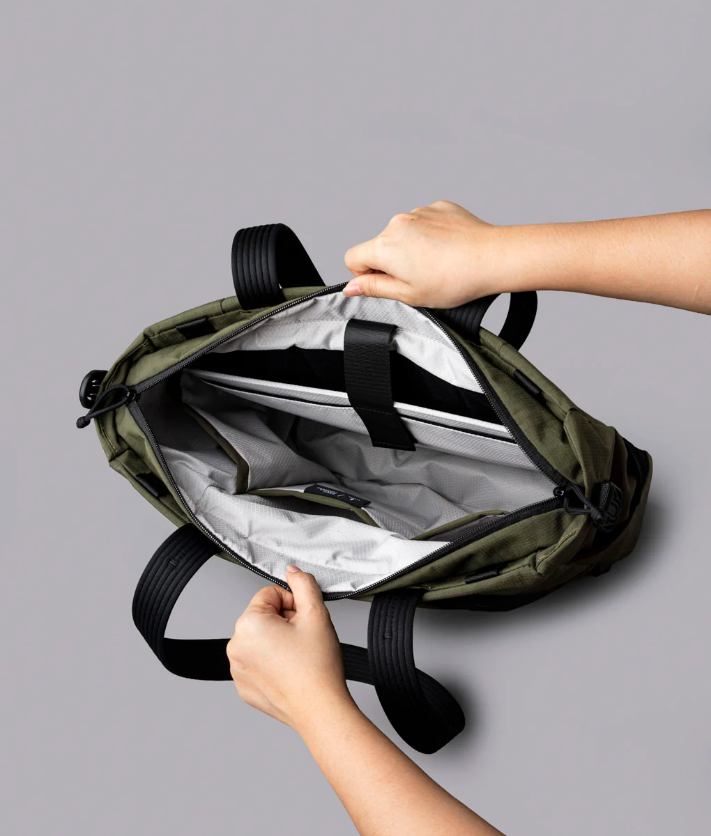 Bravo Tote V2 (14L) - Image 32