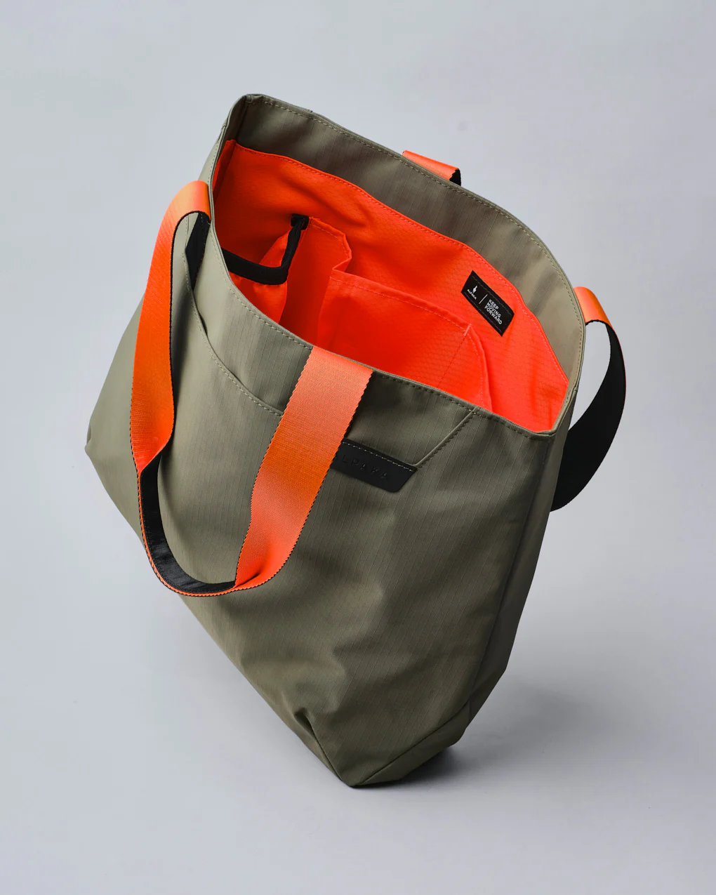 Elements Tote (M) - Image 14