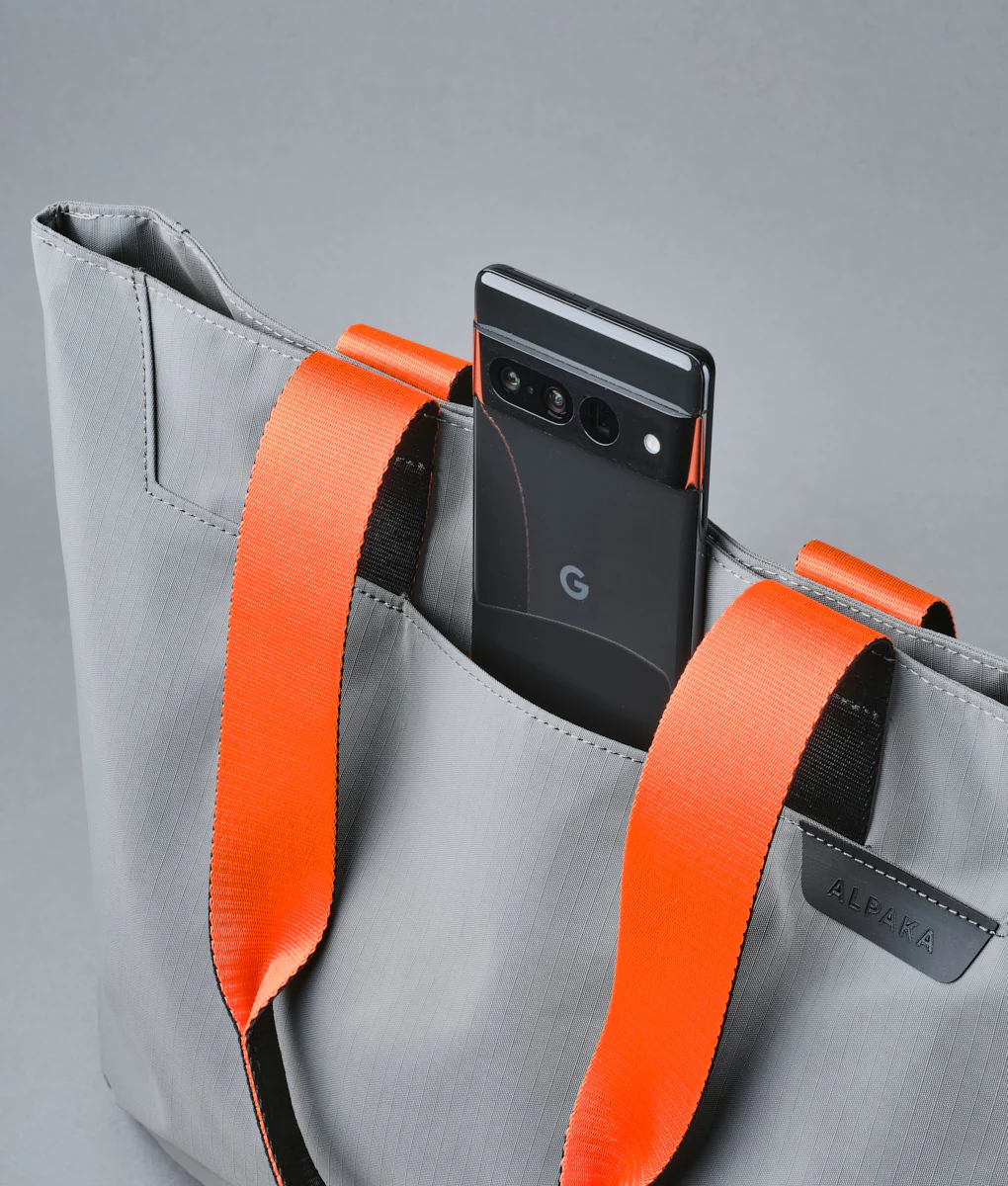 Elements Tote (M) - Image 29