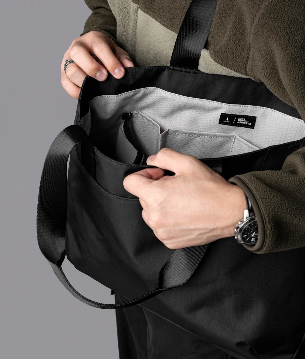 Elements Tote (M) - Image 36