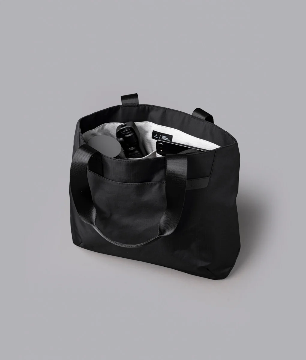 Elements Tote (M) - Image 40