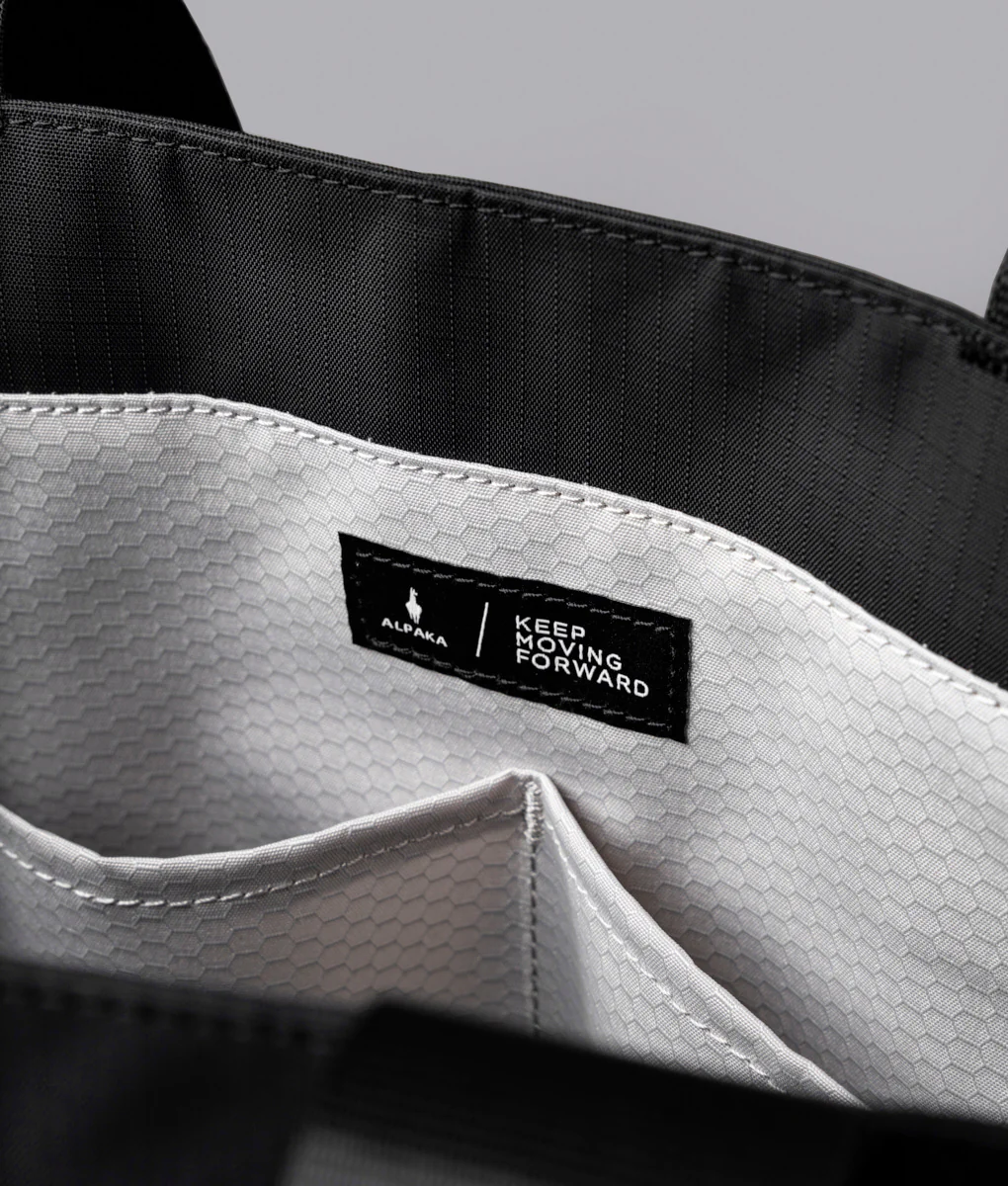 Elements Tote (M) - Image 42