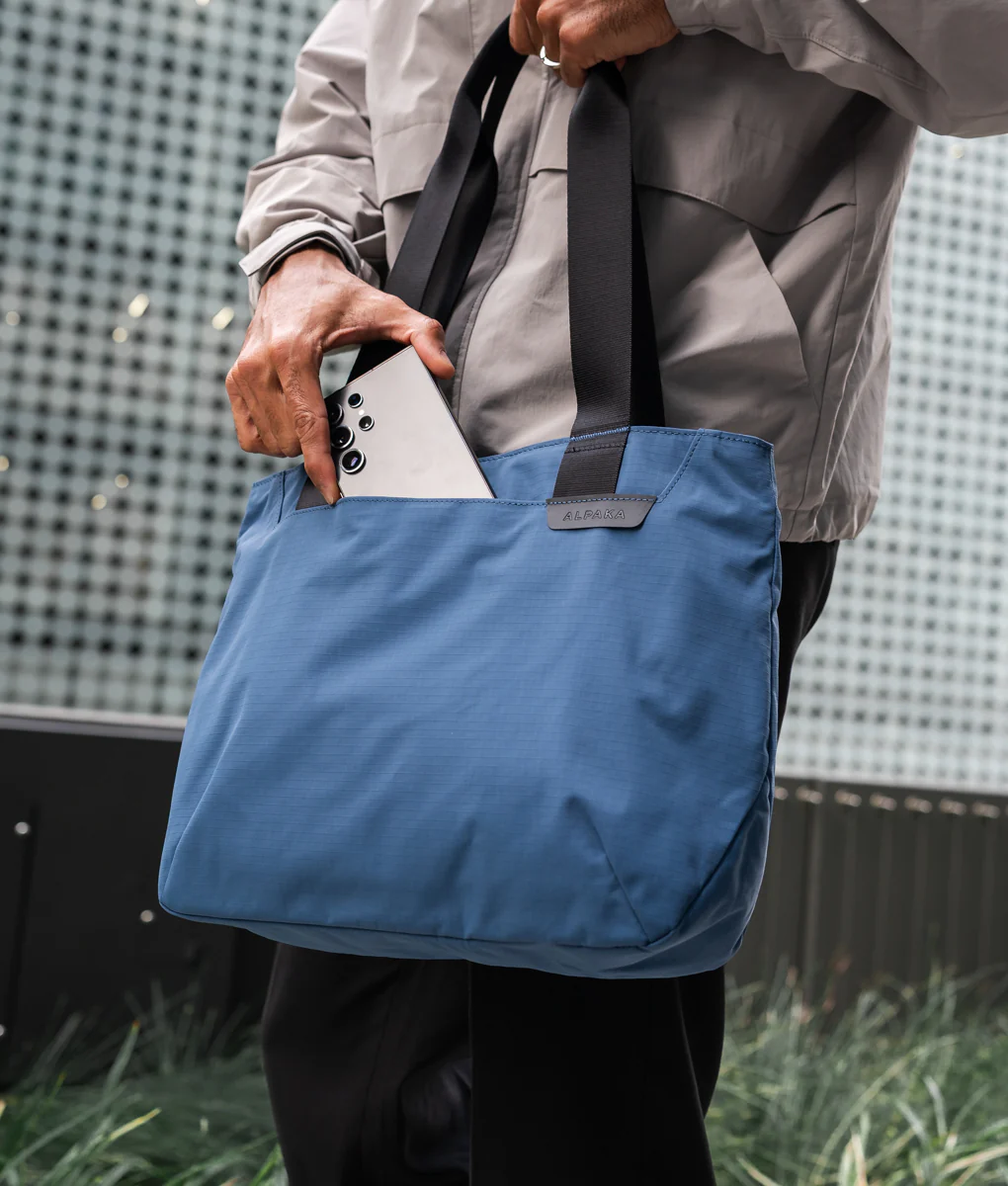 Elements Tote (S) - Image 19
