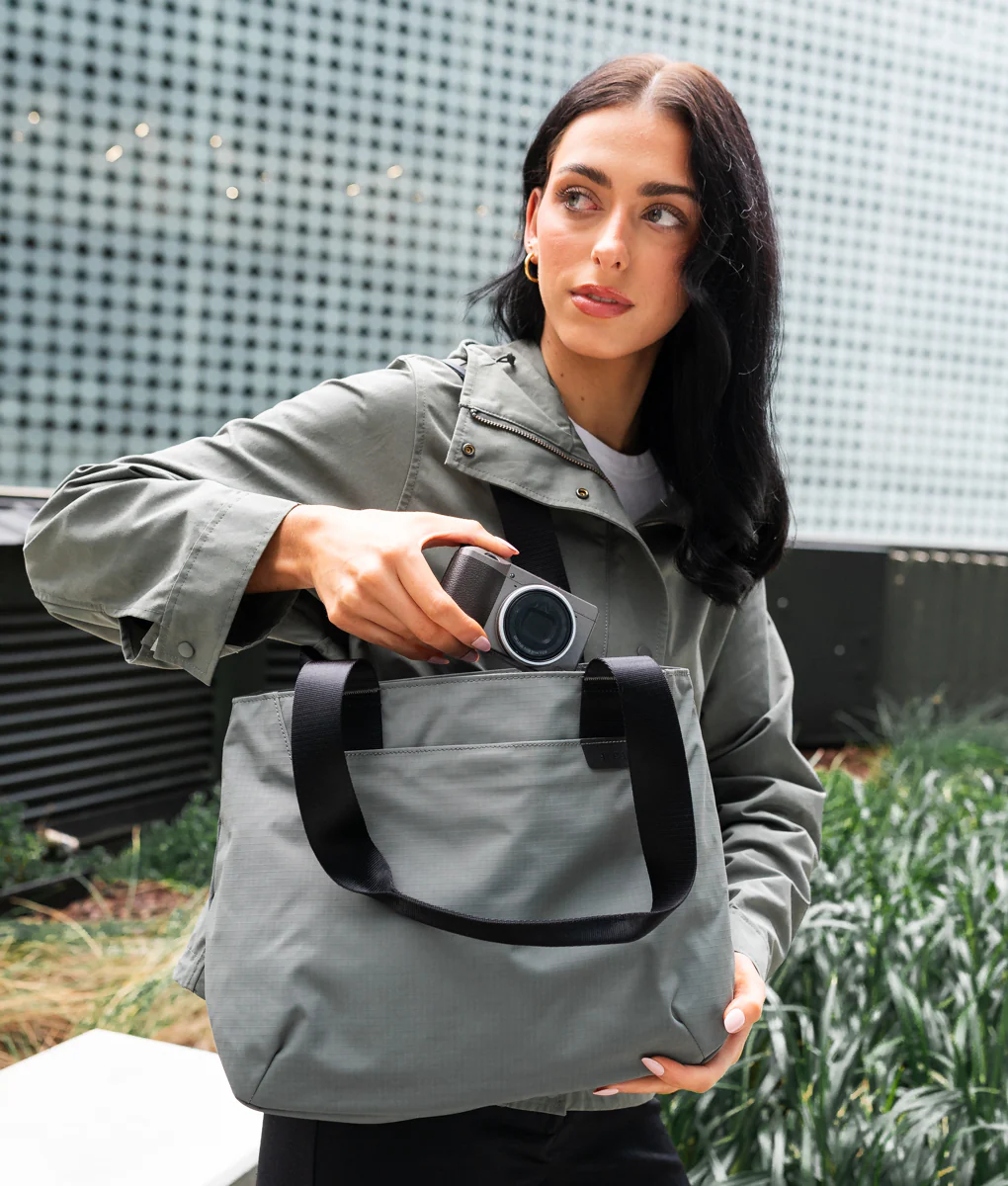 Elements Tote (S) - Image 30