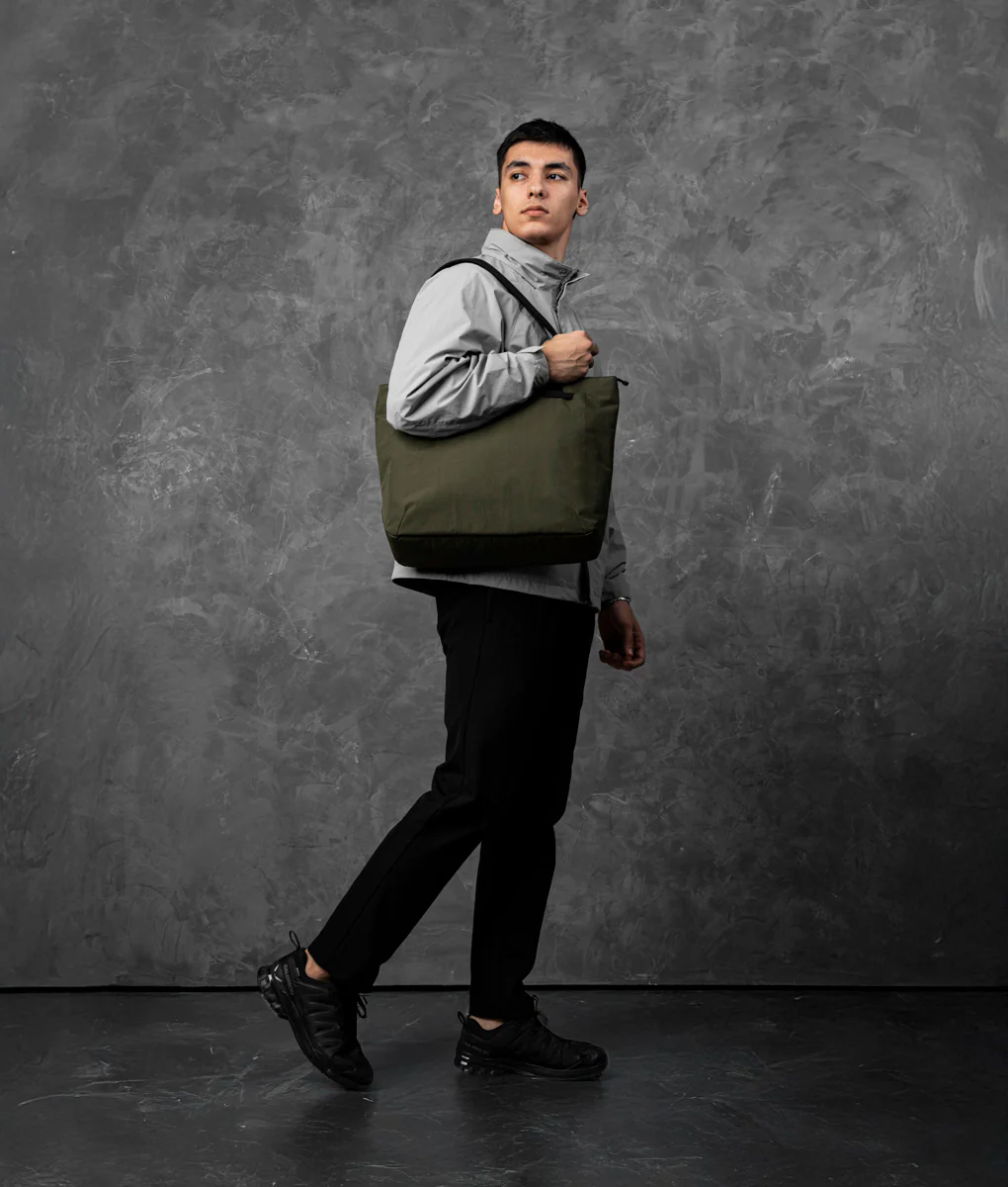 Flight Tote (L) - Image 29
