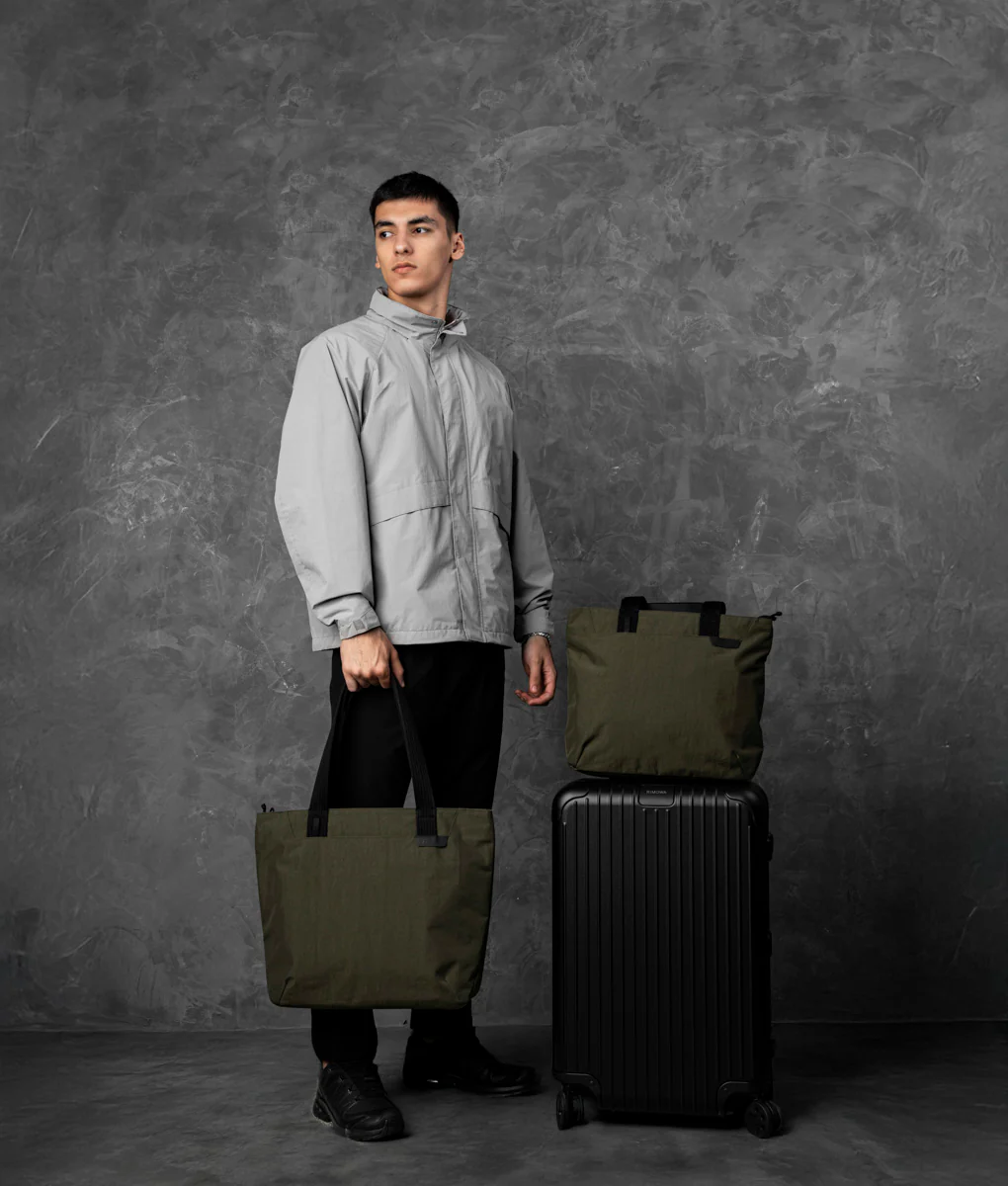 Flight Tote (L) - Image 30
