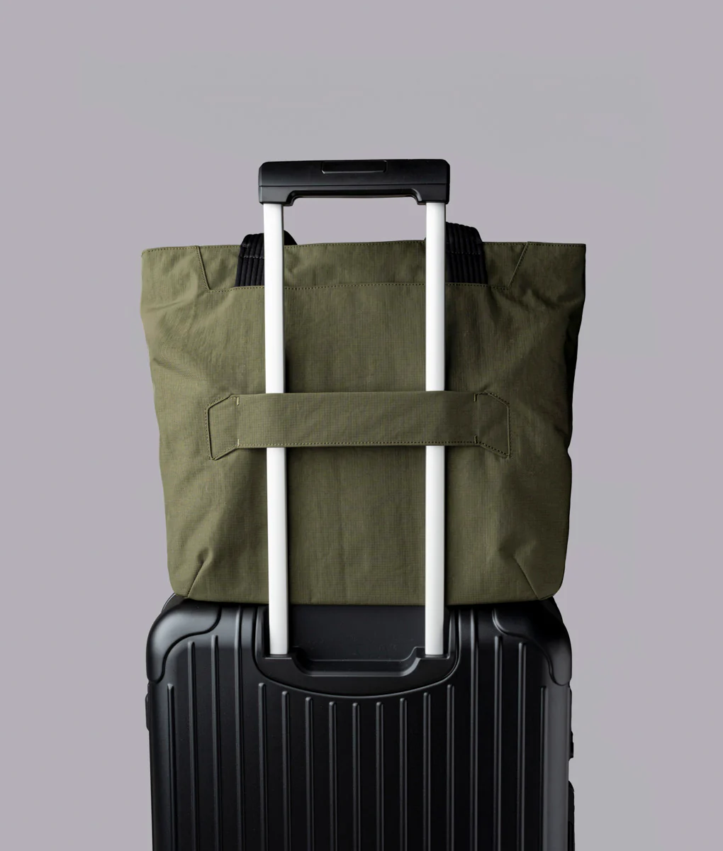 Flight Tote (L) - Image 48