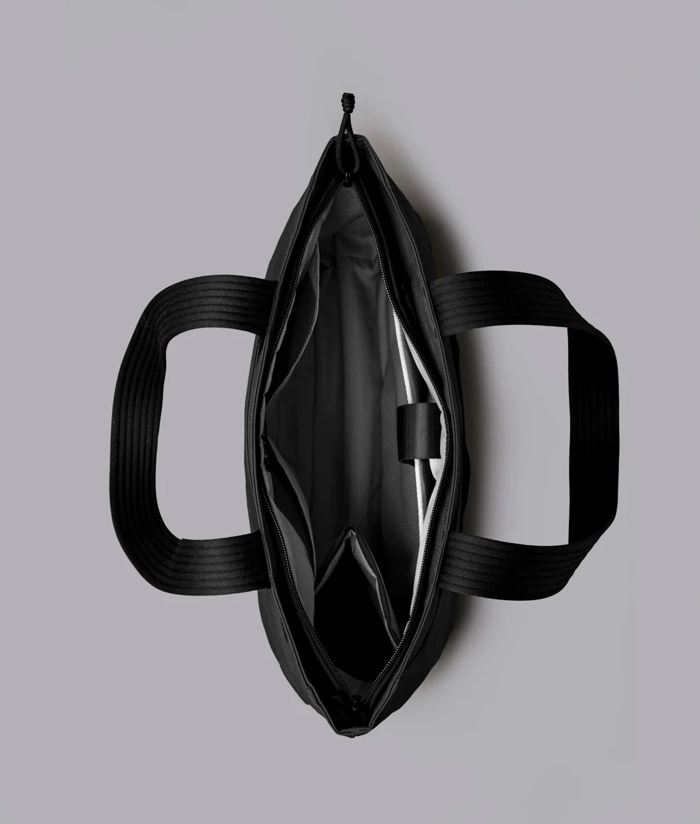 Flight Tote (M) - Image 14