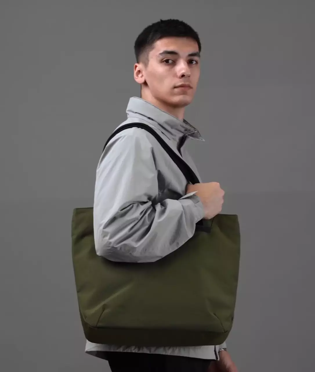 Flight Tote (M) - Image 26