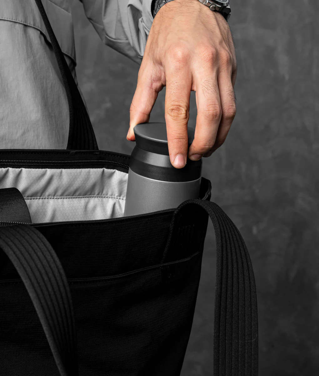 Flight Tote (M) - Image 8