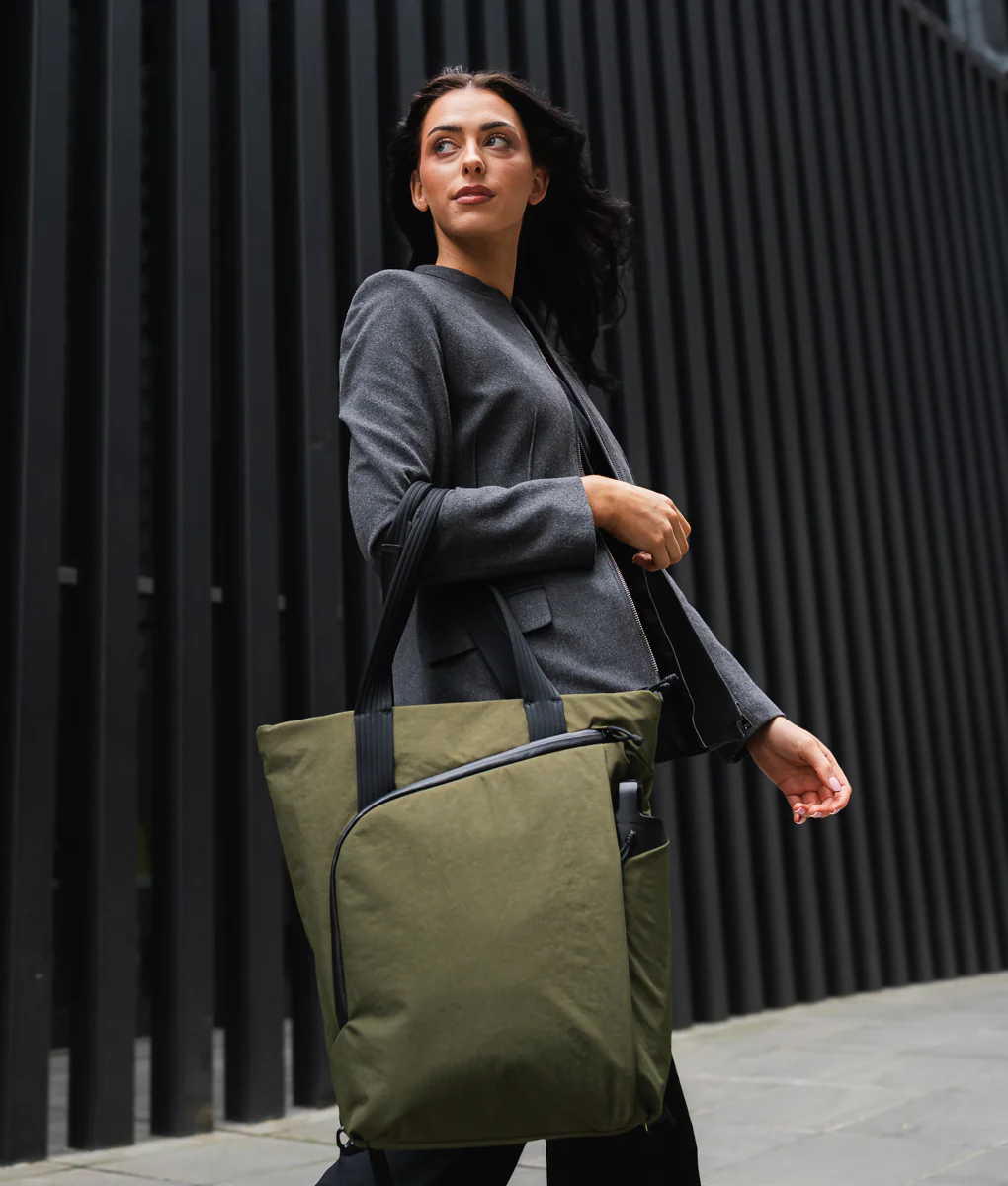 Flow Totepack - Image 55