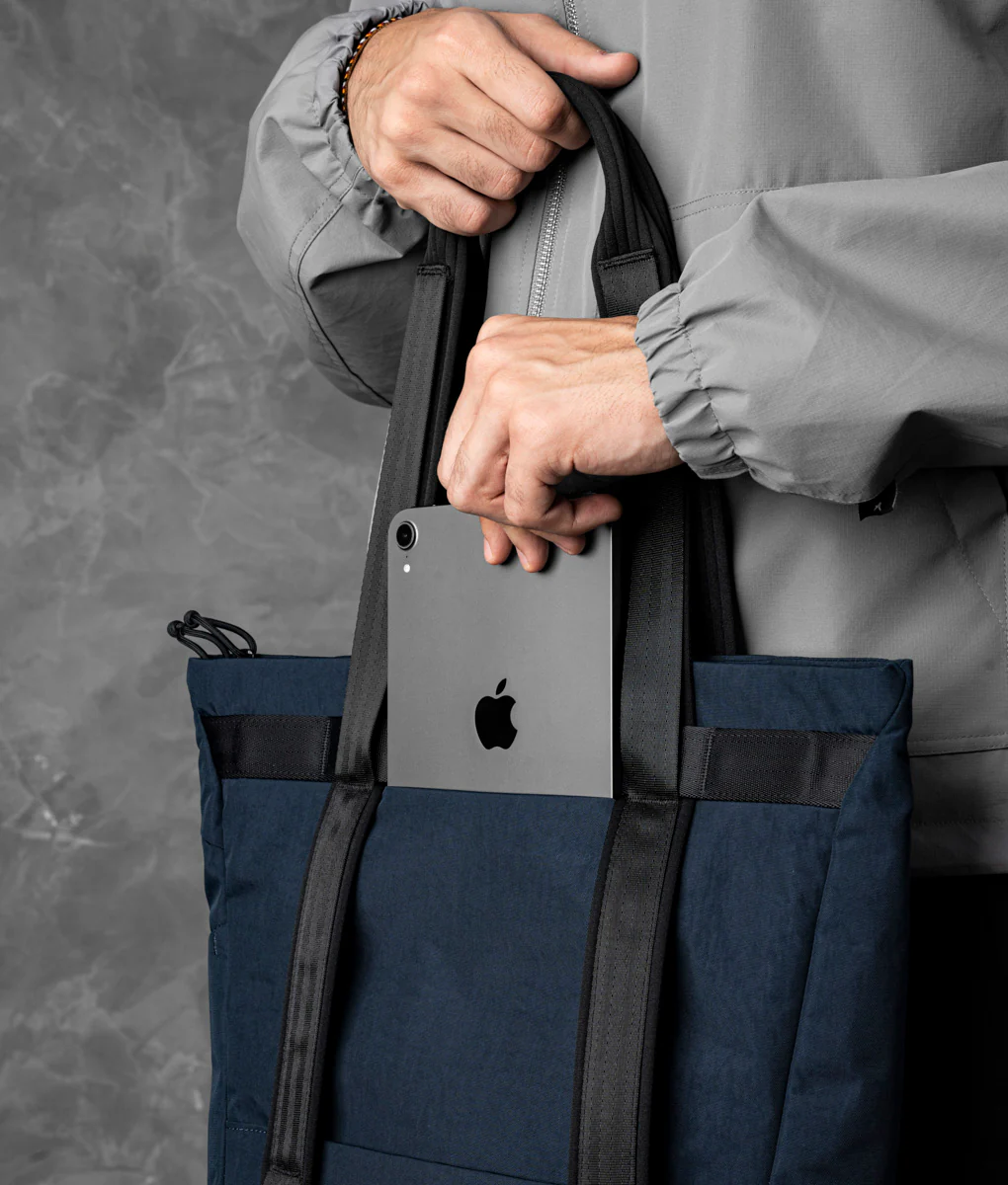Flow Totepack - Image 63