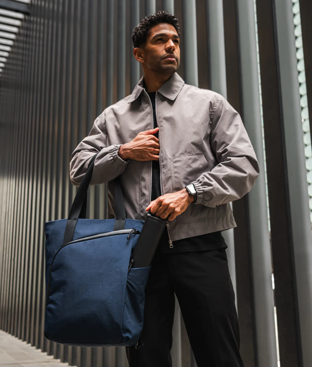 Flow Totepack - Image 81