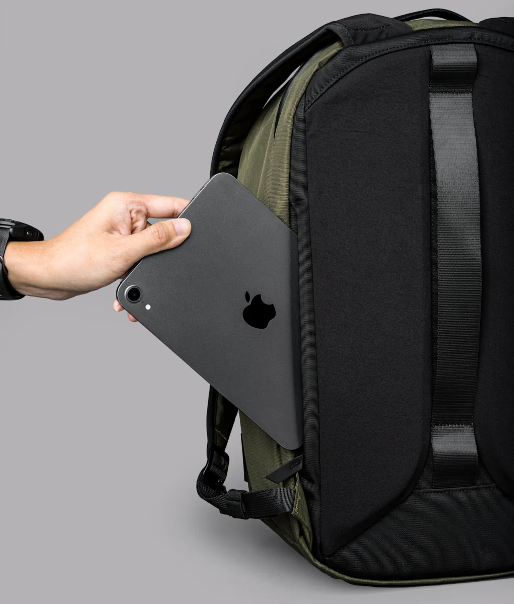 Metro Backpack Pro - Image 11