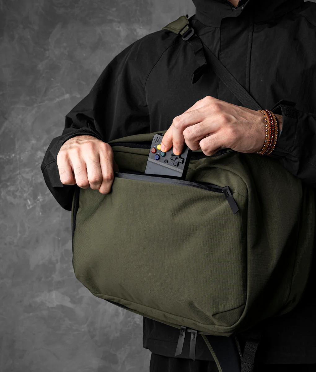Metro Backpack Pro - Image 60