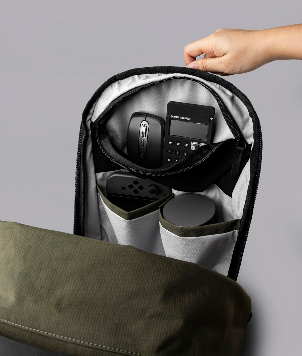Metro Backpack Pro - Image 69