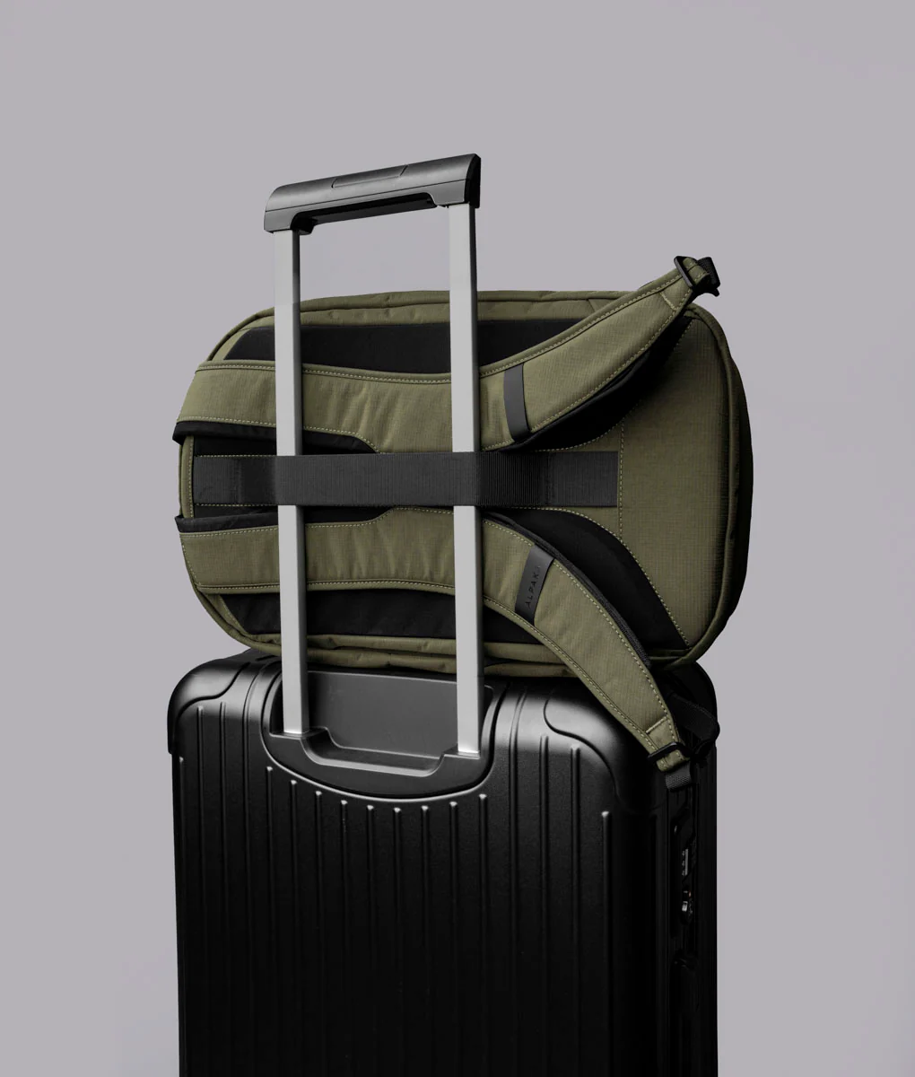 Metro Backpack Pro - Image 70