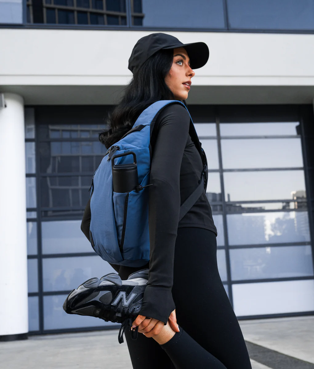 Metro Crossbody – Right Shoulder - Image 41