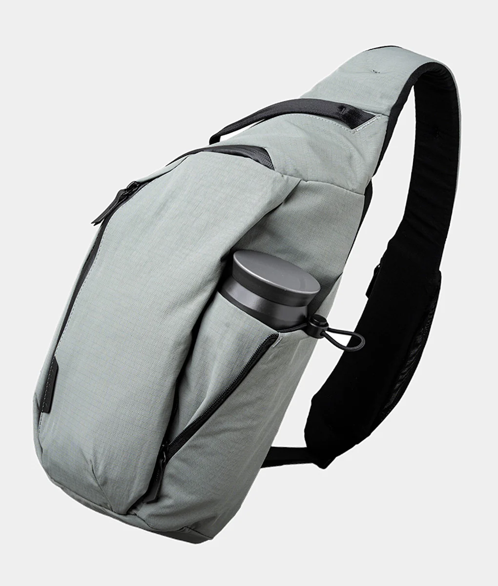Metro Crossbody – Right Shoulder - Image 43
