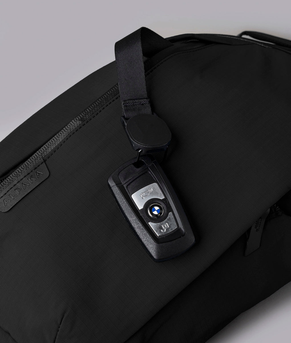 Metro Crossbody – Right Shoulder - Image 9