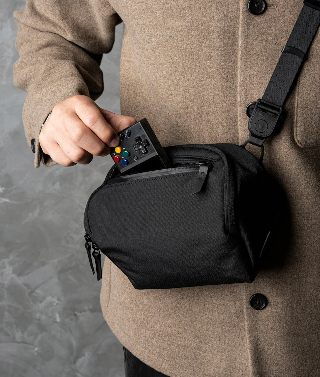 Vertex Pouch Mini (2L) - Image 22