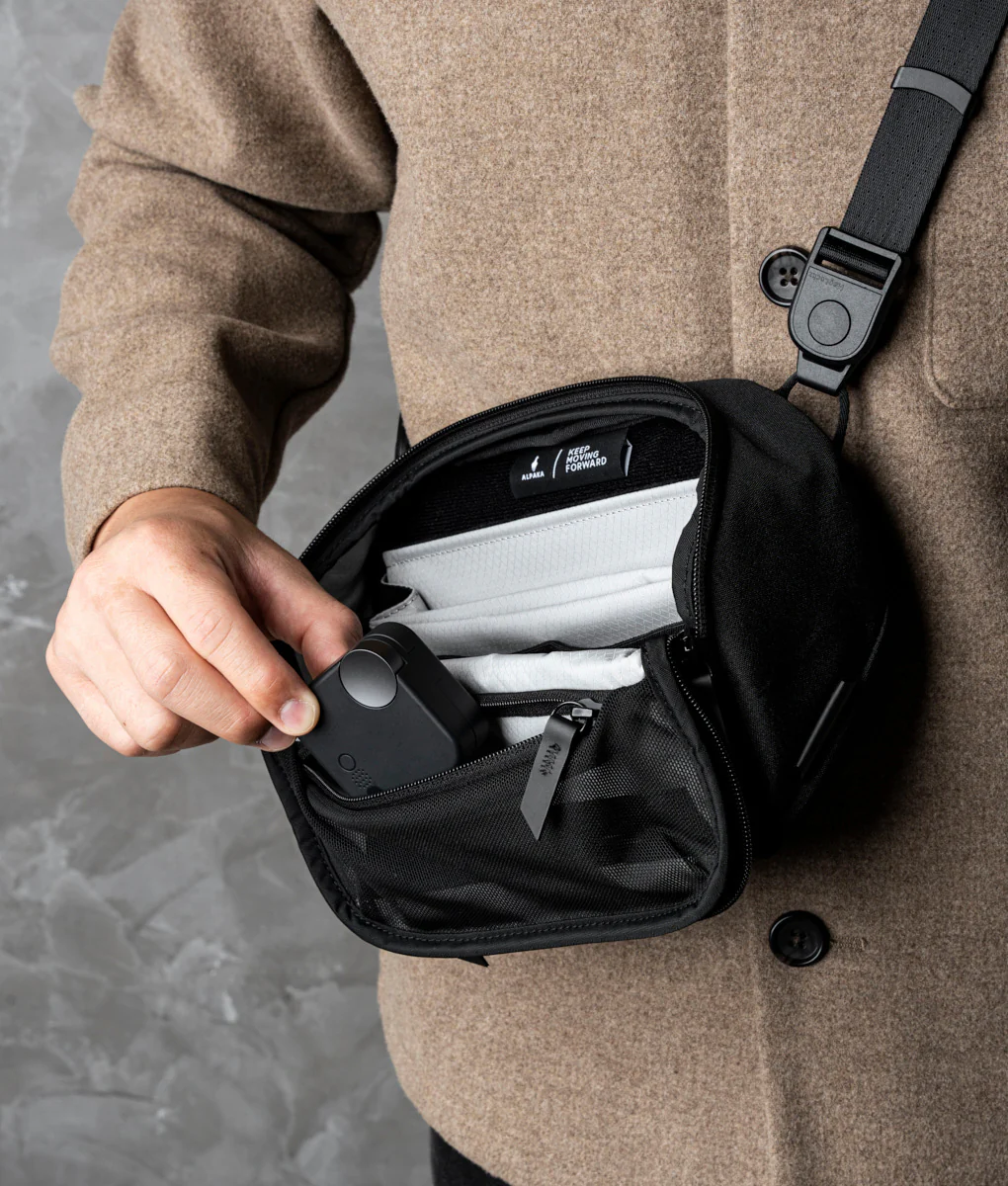 Vertex Pouch Mini (2L) - Image 23