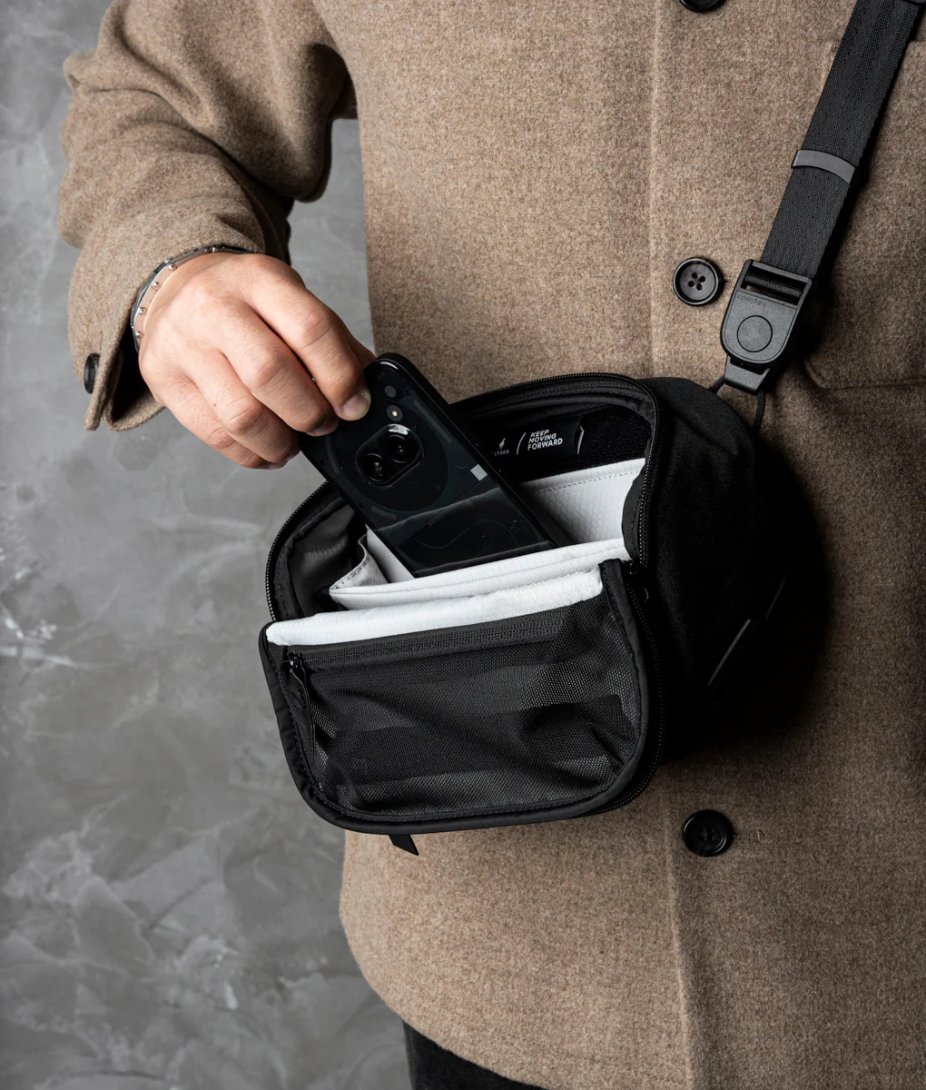 Vertex Pouch Mini (2L) - Image 24